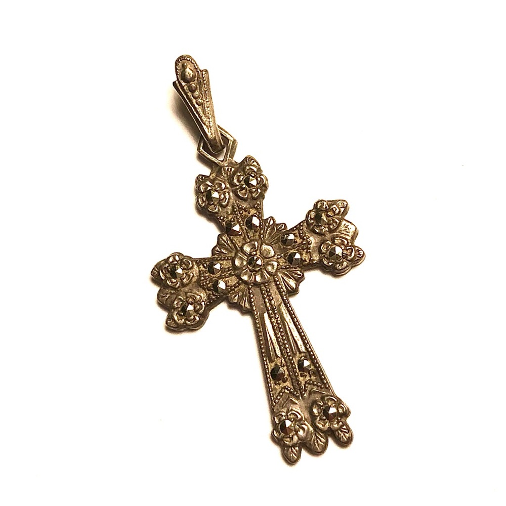 Vintage ornate sterling silver 925 cross pendant